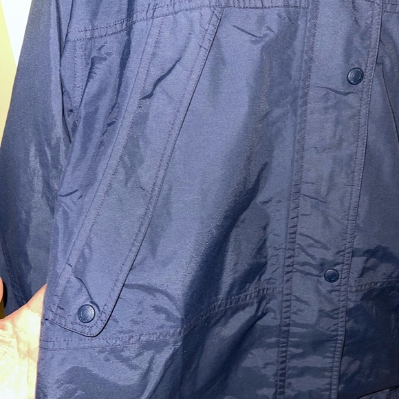 Eddie Bauer Rain coat - Size M - Picture 4 of 8